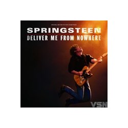 Jeremy Allen White -...