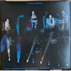 Neil Young & The Chrome...